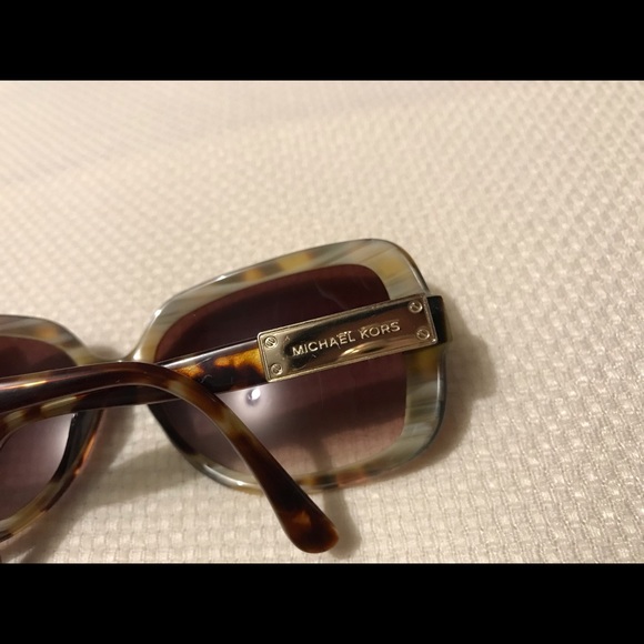 Michael Kors Leopard Sunglasses - Picture 4 of 8